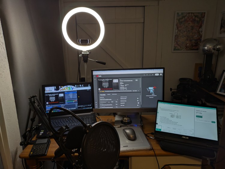 Digital whiteboard used for interactive A-Level Physics tuition with Keith Dalby.